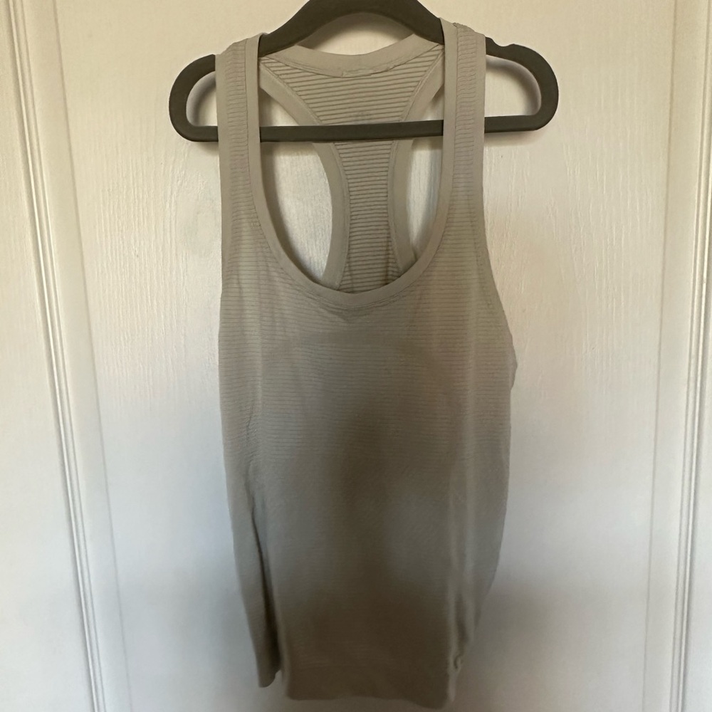 Lululemon Swiftly Tech Tank Hip Length